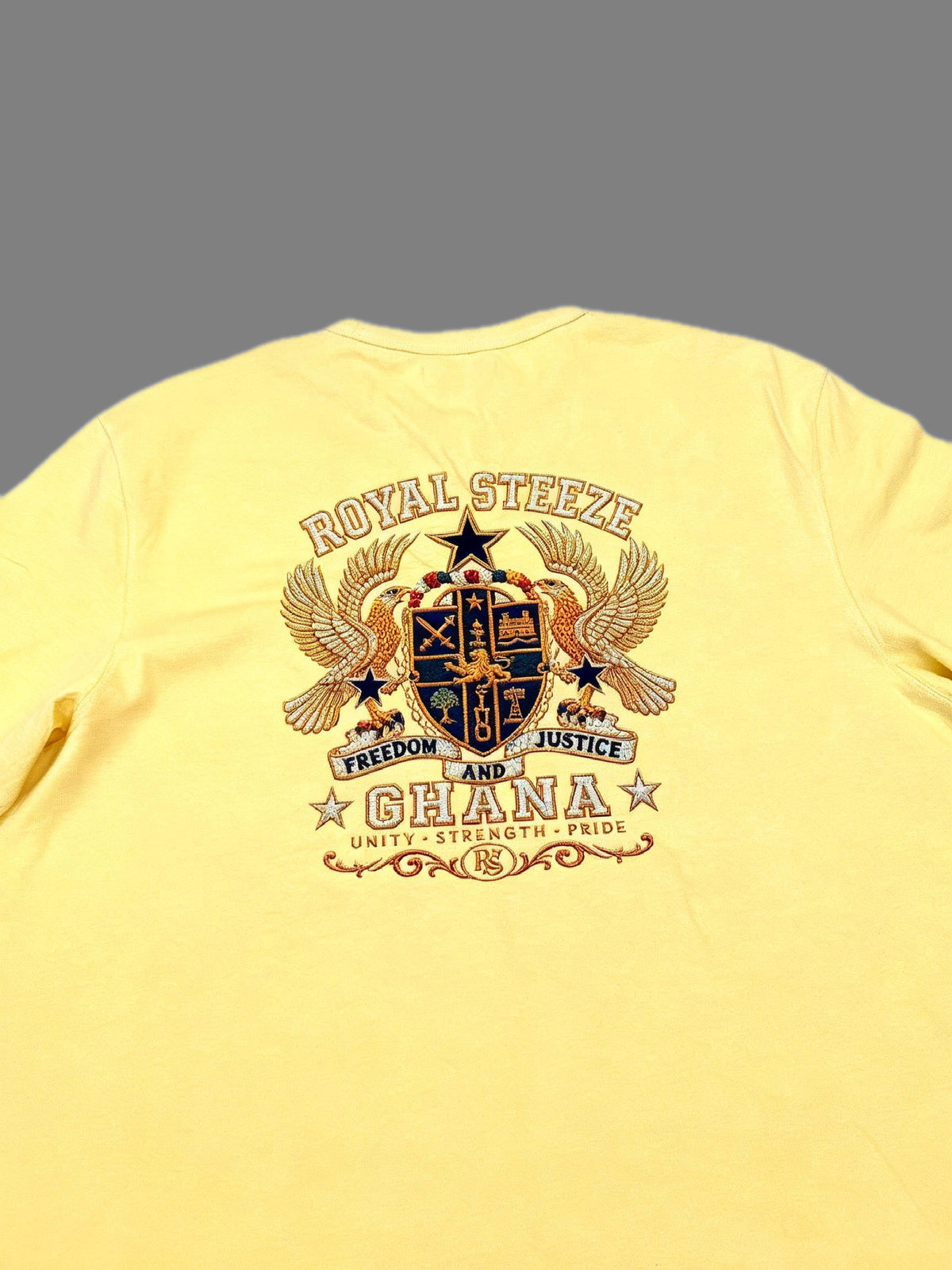 Oseikrom royals small crest front t shirt